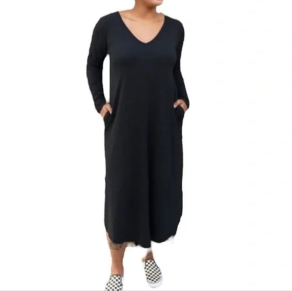 Smash + Tess Friday Dress Black Midi Long Sleeve V-Neck Bamboo Stretch Pockets - Picture 2 of 9